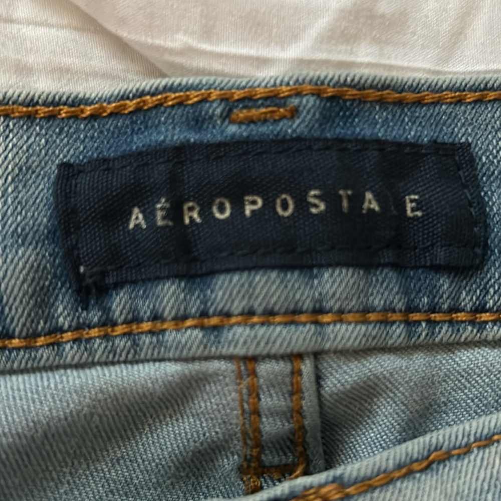 Jeans - Picture 2 of 4